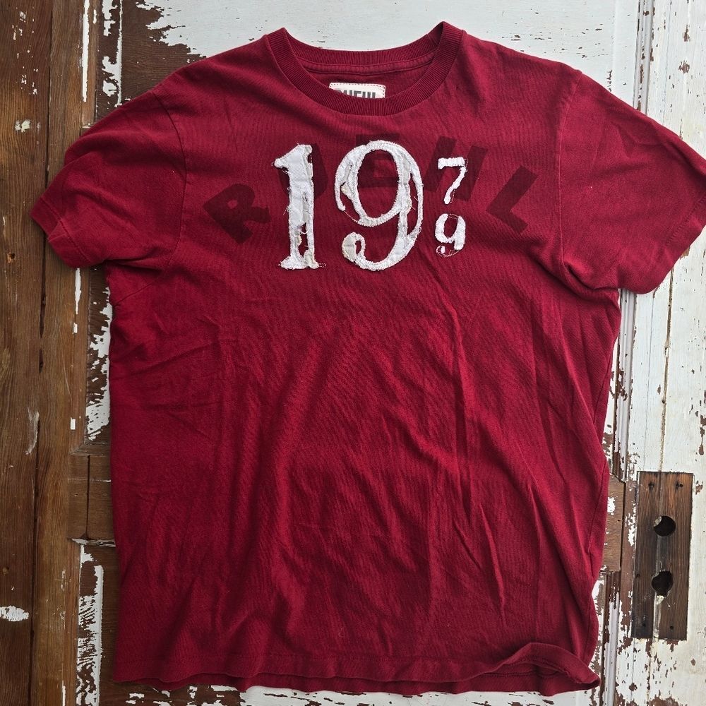 Ruehl No 925 1979 Graphic T Shirt XXL Red Distressed Y2K Abercrombie